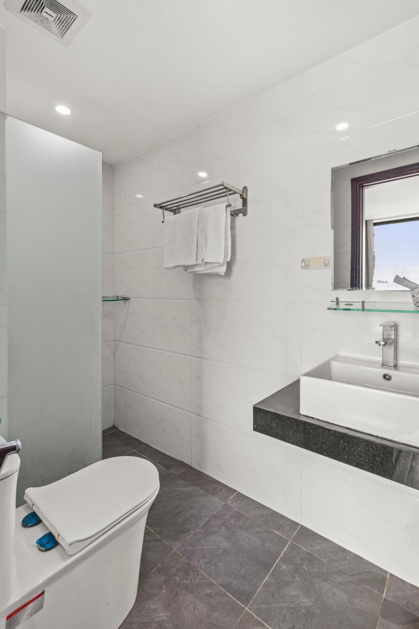 Sea Hotel & Apartment Дананг Екстериор снимка