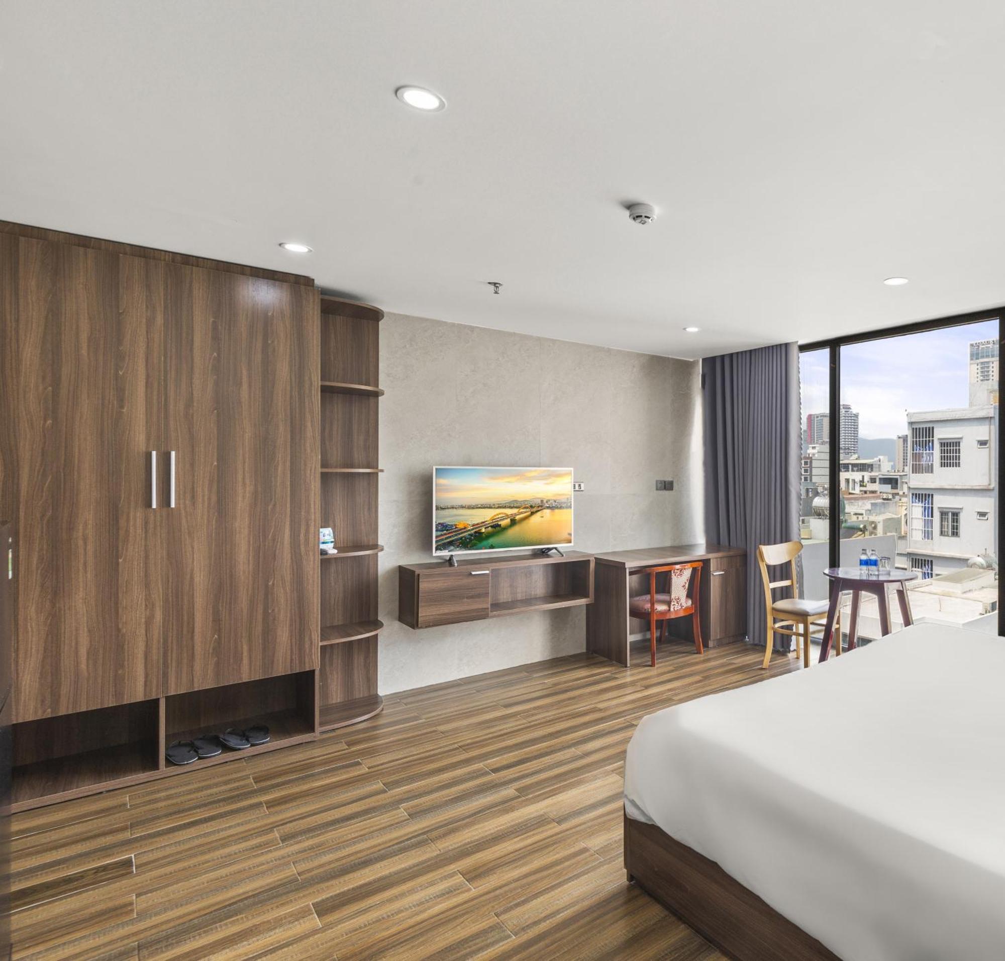 Sea Hotel & Apartment Дананг Екстериор снимка