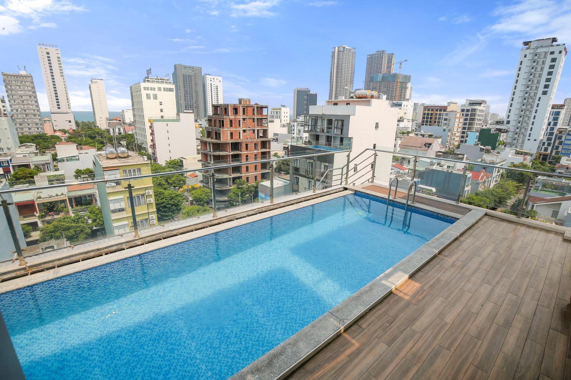 Sea Hotel & Apartment Дананг Екстериор снимка