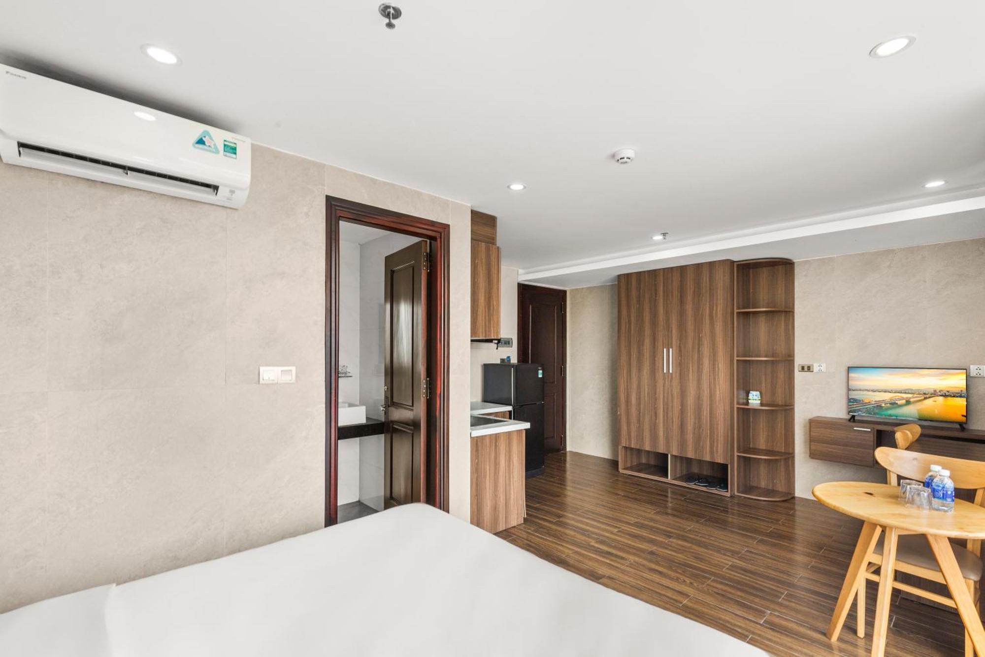Sea Hotel & Apartment Дананг Екстериор снимка